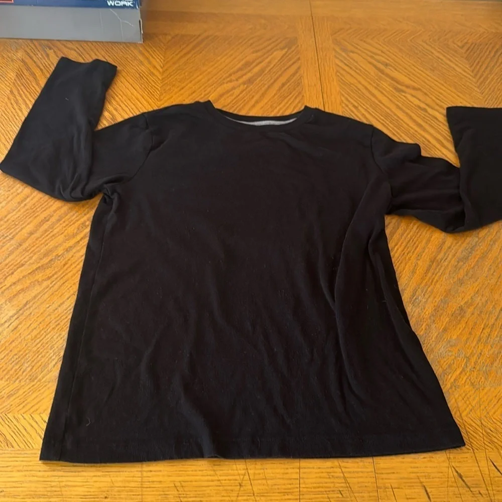 Old Navy black long sleeve shirt